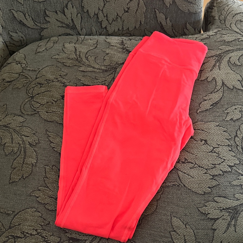 TNA Leggings